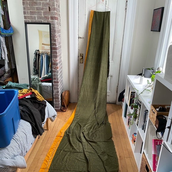 Green and Orange Silk Saree - Picture 4 of 5